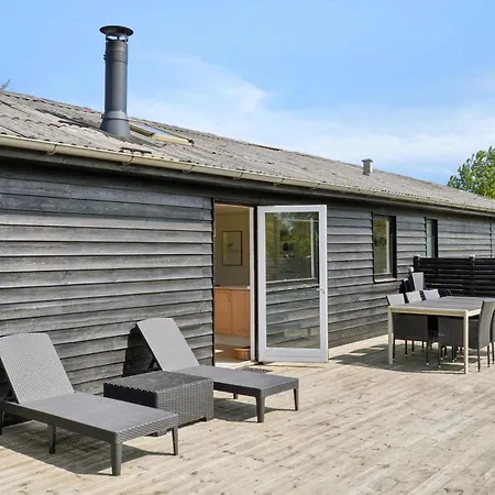 Cozy House Near And Town Prázdninový dům