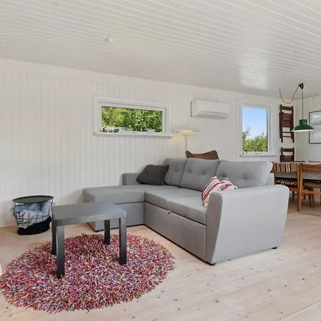 Cozy House Near And Town Holiday home *