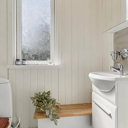 Cozy House Near And Town Holiday home *